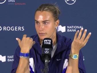 Aryna Sabalenka hält die Entscheidung der WTA, auf Geschlechtstests zurückzugreifen, für richtig. Es wäre nicht fair für Frauen, wenn sie gegen biologische Männer antreten müssten, so die Weltranglistenerste.