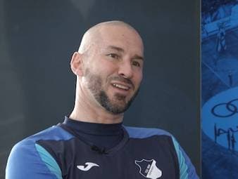 Christian Ilzer musste schon um seinen Trainerstuhl bei der TSG Hoffenheim bangen - und formte seine Mannschaft nun zum Überraschungsteam der Bundesliga. 