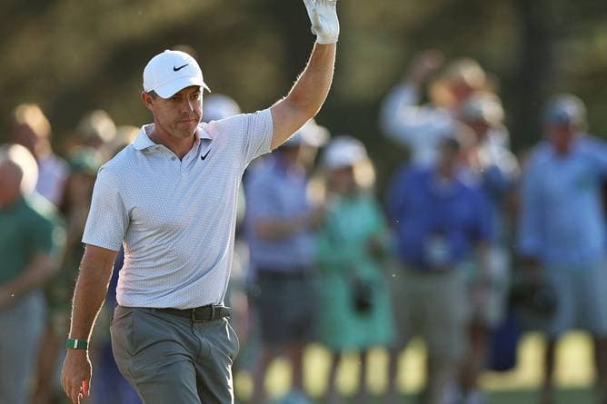 "Unglaublich" - Golf-Superstar hat Rekordvorsprung