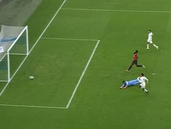 Olympique Marseille besiegt Stade Rennes im Achtelfinale der Coupe de France souverän mit 3:0. Ex-BVB-Star Pierre-Emerick Aubameyang erzielt den Treffer zum 3:0-Endstand-