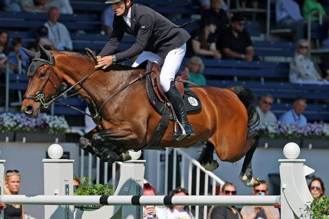 Deutsche reiten beim TSCHIO hinterher