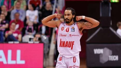 Lässt die Muskeln spielen: Otis Livingston