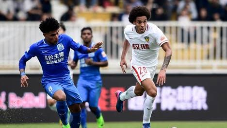 Axel Witsel (rechts) spielt in der chinesischen Liga für Tianjian Quanjian 