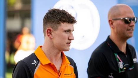 Alex Dunne im McLaren-Outfit