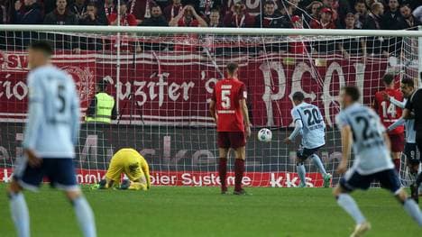 Julian Krahl unterläuft gegen den Hamburger SV ein folgenschwerer Patzer