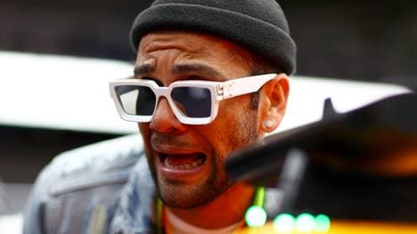 Dani Alves, Instagram