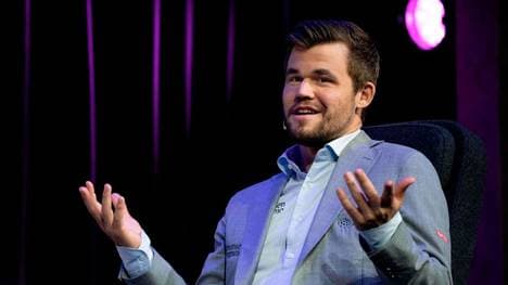 Magnus Carlsen krönt sich erneut zum Blitzschach-Weltmeister