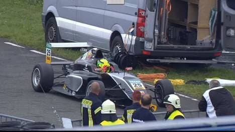 Kurz vor Schluss muss Mick Schumacher seinen Wagen abstellen