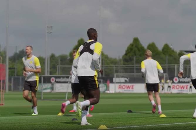 BVB schuftet für ersten Härtetest