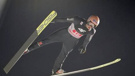 Karl Geiger wurde in der Qualifikation Neunter