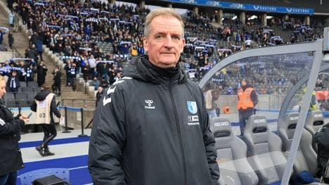Der Druck auf FCM-Coach Petrik Sander wird vor dem Spiel auf Schalke immer größer! 