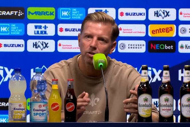 "Bitte hören Sie auf damit": Kohfeldt reagiert auf Reporter