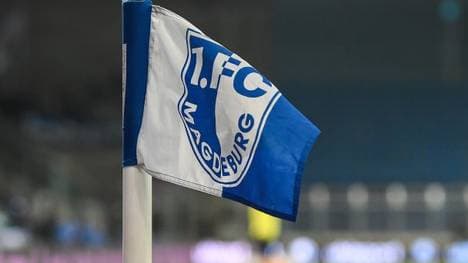Trauerfeier: 1. FC Magdeburg stellt Strafanzeige wegen Logo-Missbrauch, Zweitligist 1. FC Magdeburg wehrt sich gegen den missbräuchlichen Gebrauch seines Vereins-Logos 