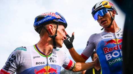Remco Evenepoel (l.) und Florian Lipowitz haben am Montag frei