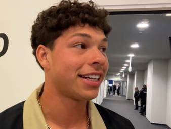 Während der BMW Open in München genehmigt sich Tennis-Star Ben Shelton einen Abstecher in die Allianz Arena. Nach dem packenden Match zwischen dem FC Bayern und Real Madrid ist der US-Amerikaner hin und weg.