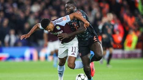 Hätte Dayot Upamecano für diese Aktion vom Platz fliegen können?