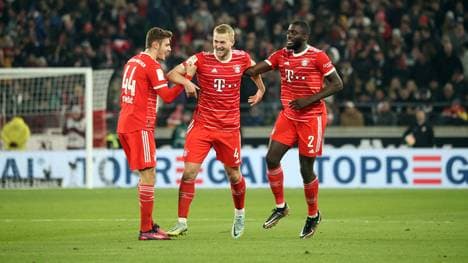 Bereits beim VfB Stuttgart kam das Abwehrtrio Josip Stanisic, Matthijs de Ligt und Dayot Upamecano (v.l.n.r.) zum Einsatz