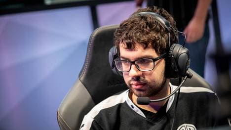 Team Solo Mid Jungler fällt aufgrund von Verletzung aus