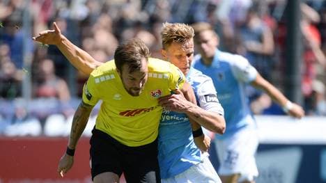 Kevin Großkreutz (l.) durfte mit Uerdingen spät jubeln