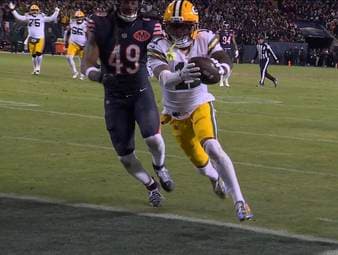 Die Green Bay Packers scheinen in der Wild Card Round der NFL-Playoffs bei den Chicago Bears lange Zeit auf einen Sieg zuzusteuern. Dann aber drehen die Hausherren auf - und die endgültige Entscheidung fällt erst in allerletzter Sekunde.