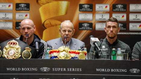 George Groves (l.) trifft im Finale auf Callum Smith (r., mit WBSS-Promoter Wilfried Sauerland)