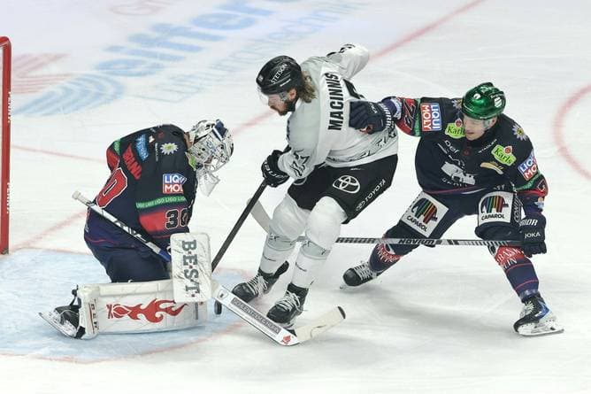 Köln nimmt Revanche für Finalpleite