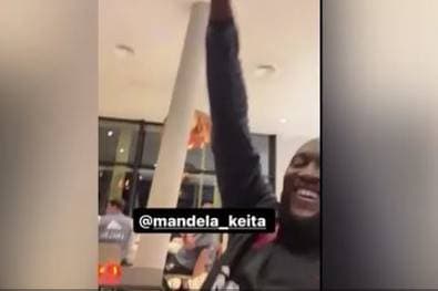 Schiefes Vorsingen - Belgien-Stars lachen sich schlapp