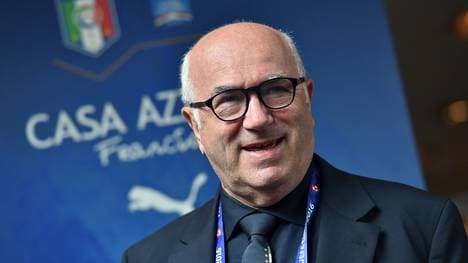 Carlo Tavecchio lud Chantal Borgonovo nach Paris ein