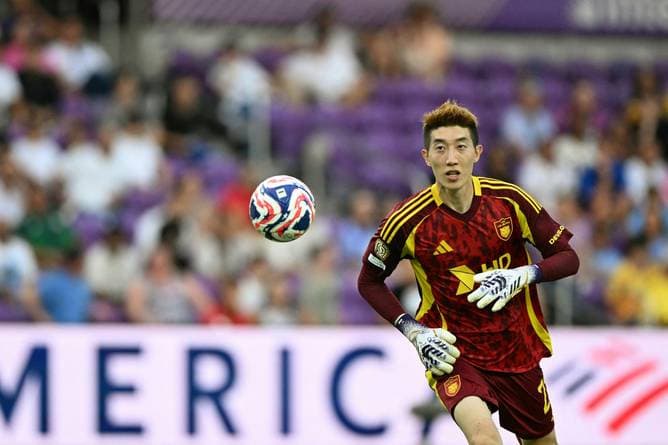 Skurriler Transferbann aufgehoben