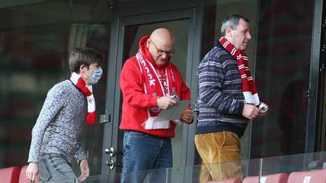 Die FC-Führung um Werner Wolf (r.) macht bei der Besetzung des Medienchefpostens einen Rückzieher