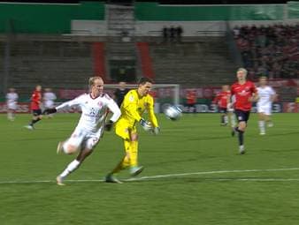 Fortuna Düsseldorf ist mit viel Moral und dank eines überragenden Isak Johannesson ins Achtelfinale des DFB-Pokals eingezogen.