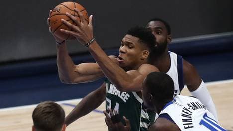 Giannis Antetokounmpo von Milwaukee Bucks vs. Dallas Mavericks