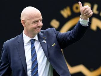 Die FIFA Klub-Weltmeisterschaft ist Geschichte! Was bleibt nach dem aufgeblähten Vereinswettbewerb mitten in der Sommerpause? Ganz viel, sagt Präsident Gianni Infantino. Ganz schön wenig, sagt ein ehrlicher Blick auf das Geschehen.