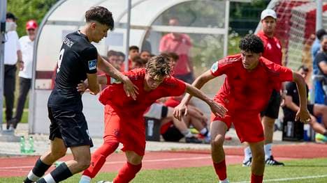 Gabriel González (m.) und Maher Darwich (r.) spielen künftig in Zürich