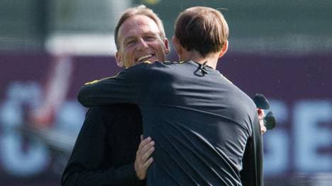 Borussia Dortmund - Training & Press Conference