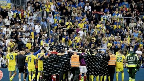 Ukrainer und Dänen sorgen für Sichtschutz