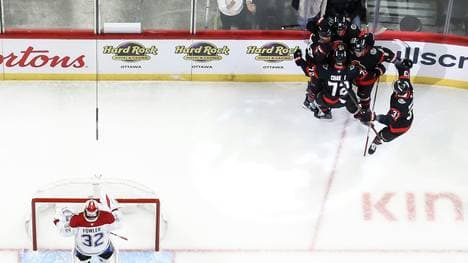 Tim Stützle und die Ottawa Senators jubeln