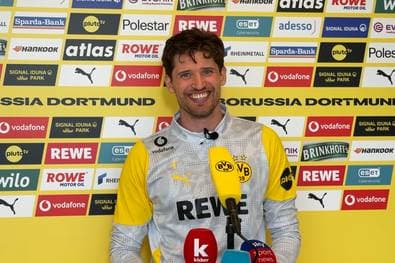 Tischtennis-Profi? "Ich brauch schon ordentliche Schläger"