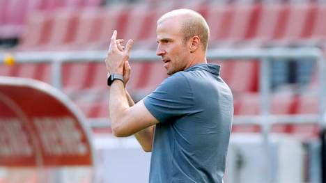 Sebastian Hoeneß sieht die TSG Hoffenheim gegen die vielleichte beste Mannschaft der Welt, den FC Bayern, nicht chancenlos.