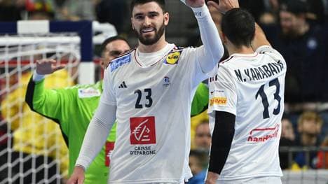 Fabregas und Frankreich jubeln über den Gruppensieg