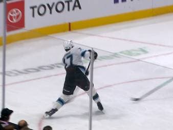 Deutscher NHL-Star mit Tor zum Genießen