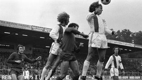 Der FC Bayern München verliert 7-4 gegen den 1. FC Kaiserslautern.