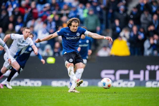 Späte Derby-Ekstase in Bielefeld