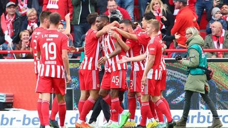 Union Berlin bleibt nach dem 2:0-Erfolg gegen den VfL Wolfsburg der Tabellenführer der Bundesliga