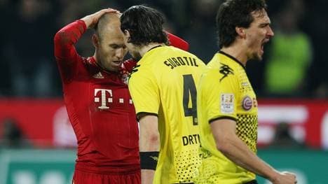 Legendäre Szene: Subotic (m.) verhöhnt Robben