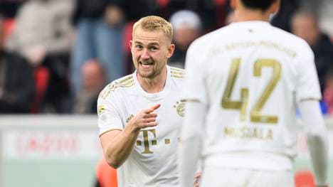 Matthijs de Ligt jubelt über seinen Treffer gegen Freiburg in der Bundesliga-Saison 2022/23