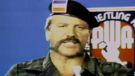 Colonel DeBeers bei einem Auftritt für die Liga AWA in den Achtzigern