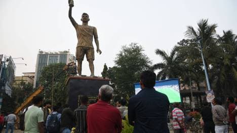 Die Messi-Statue in Kolkata ist mehr als 20 Meter hoch
