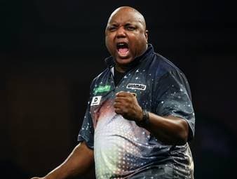 Showman jubelt nach Krimi