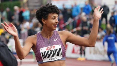 Mihambo freut sich über ihren Sieg